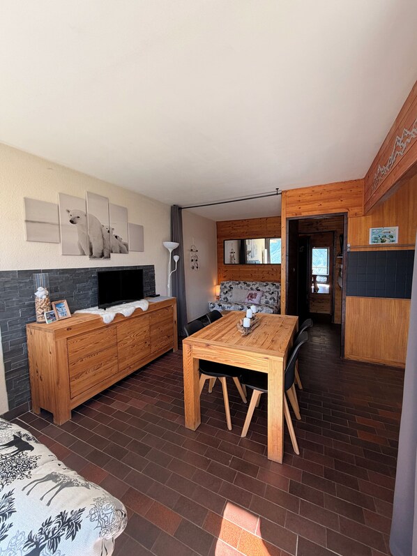 Interior - Vrbo Property (Orcières)