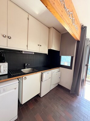 Private kitchen - Vrbo Property (Orcières)