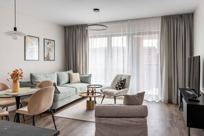 Living area - Old Town Scala Apartamens C with Parking (Gdańsk)