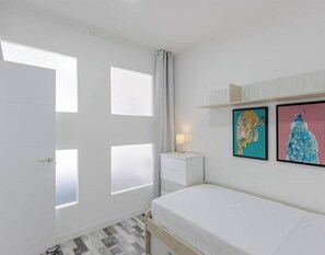 Room - Beautiful Apartment with Ocean Views (Benalmádena)