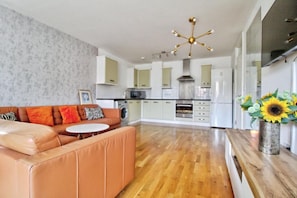 Living area - Entire rental unit in Greater London (Romford)