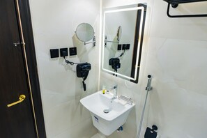 Bathroom - Baraket Alyaqeen (Makkah)