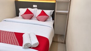 Room - OYO 95443 Gunung Sahari Residence (Jakarta)
