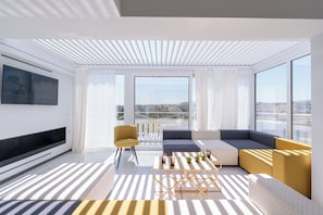 Living area - Spectacular Rooftop Loft Ell Fil (Iraklio)