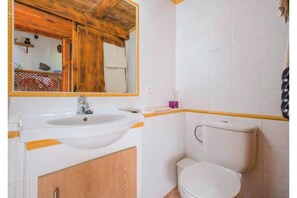 Bathroom - Vrbo Property (Adeje)