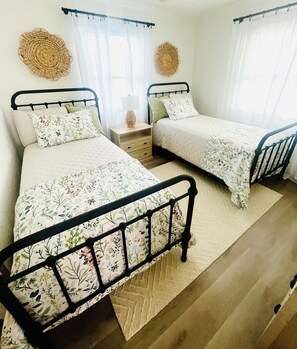 Room - The Cottage On Lime is a 1948 cozy cottage in downtown Sarasota! (Sarasota)