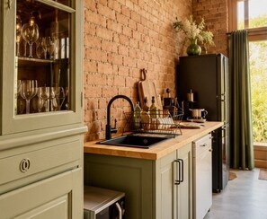 Private kitchen - Vrbo Property (Gertwiller)