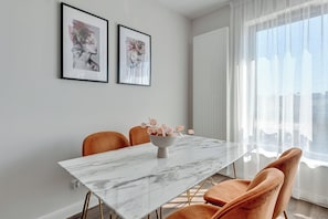 Dining - Old Town Scala suites C with Parking (Gdańsk)
