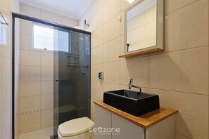 Bathroom - Apt. Well Located w/ City View Mel0303 (Balneário Camboriú)