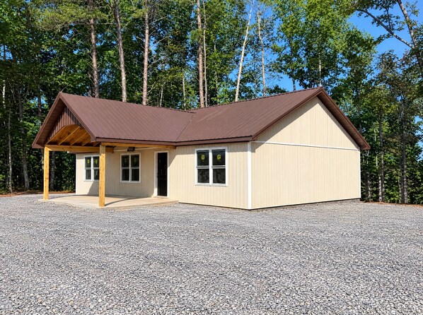 Exterior - Lake Daze Retreat (Nancy)
