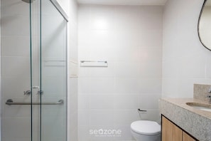 Bathroom - Studio in Condo. w/ BBQ & City View Hmi0219 (São Paulo)
