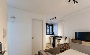 Room - Beautiful Well-located Apartment Nlv0302 (Curitiba)