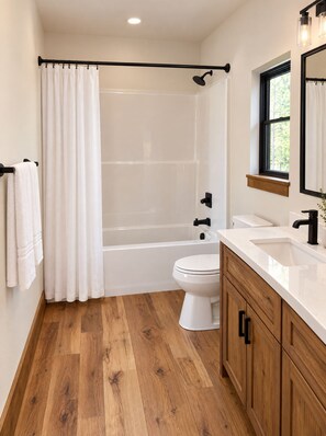 Bathroom - Cumberland Shores (Nancy)