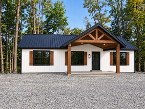 Exterior - Cumberland Shores (Nancy)