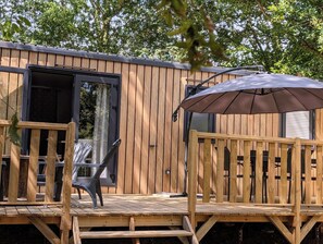 Outdoor dining - Vrbo Property (Sévérac)