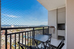 Outdoor dining - Apt. w/ Sea View in Condo. w/ Pool Csi2302 (Picarras)