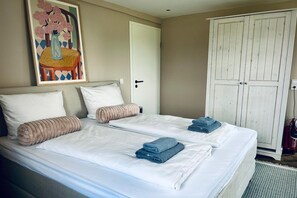 Room - Vrbo Property (Reichenau)
