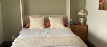 A beautiful 4½-room apartment in a duplex near all amenities
