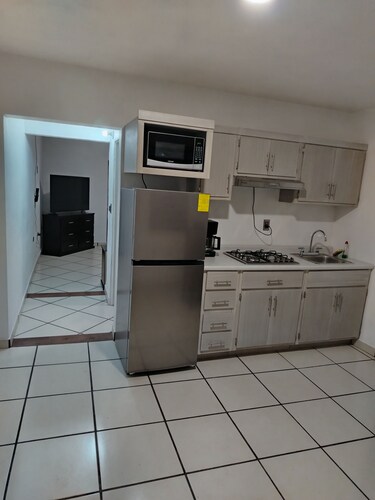 Apartment C, 3 minutes from IMSS Clinic 14