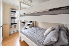 Room - Rest Easy in Dildo | By the Sea | South Dildo (South Dildo)