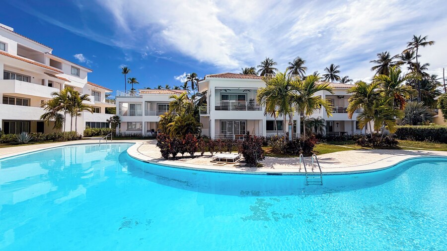 VILLAS and APARTMENTS playa LOS CORALES