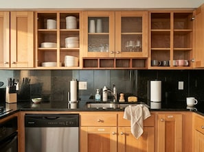 Private kitchen - Prime Cleveland Location  Modern 2BR + Balcony (Cleveland)