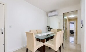 Dining - Apt. With Barbecue 160m From Beach Rcb0304 (Itapema)
