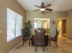 Interior - 2 Bedroom Desert Falls Condo (Palm Desert)