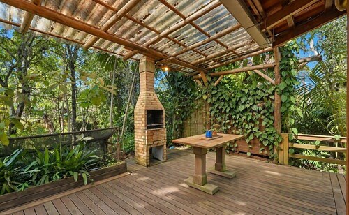 House w/ Priv. BBQ in Bombinhas Jad0279