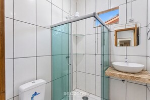 Bathroom - Apt. in Condo. 150m From Beach Cnm0001 (Porto Seguro)