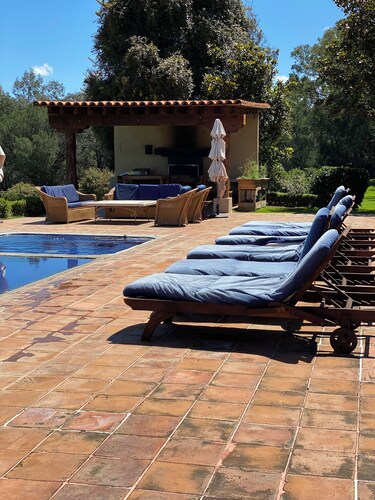RANCH WITH A POOL