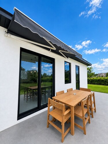 The Gray House, Modern Comfort