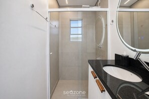Bathroom - Studio in Condo. w/ Sea View Divb1404 (Florianópolis)