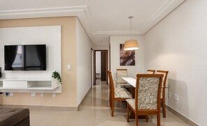 Dining - Apt. in Condo. w/ Pool 680m From Beach Oca0704 (Guarapari)