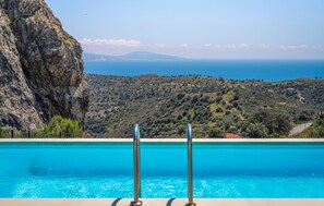 Pool - Stunning home in Rethymno Crete (Rethymno Crete)