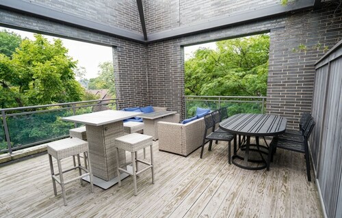 Little Italy 4BR Retreat w/ Optional Parking