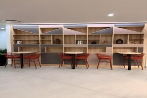 Dining - Lux unit (Johannesburg)