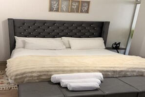 Room - Lux unit (Johannesburg)