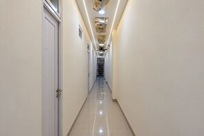 Interior - Collection O Noura Family Residence (Malang)