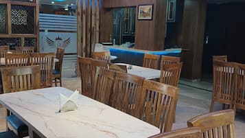 用餐