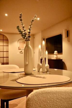 Dining - Breeze Inn B&B (Oegstgeest)