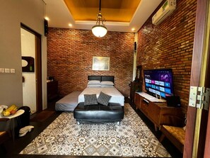 Room - PENDOPO NILAM DEN ERWIN (Jawa Barat)