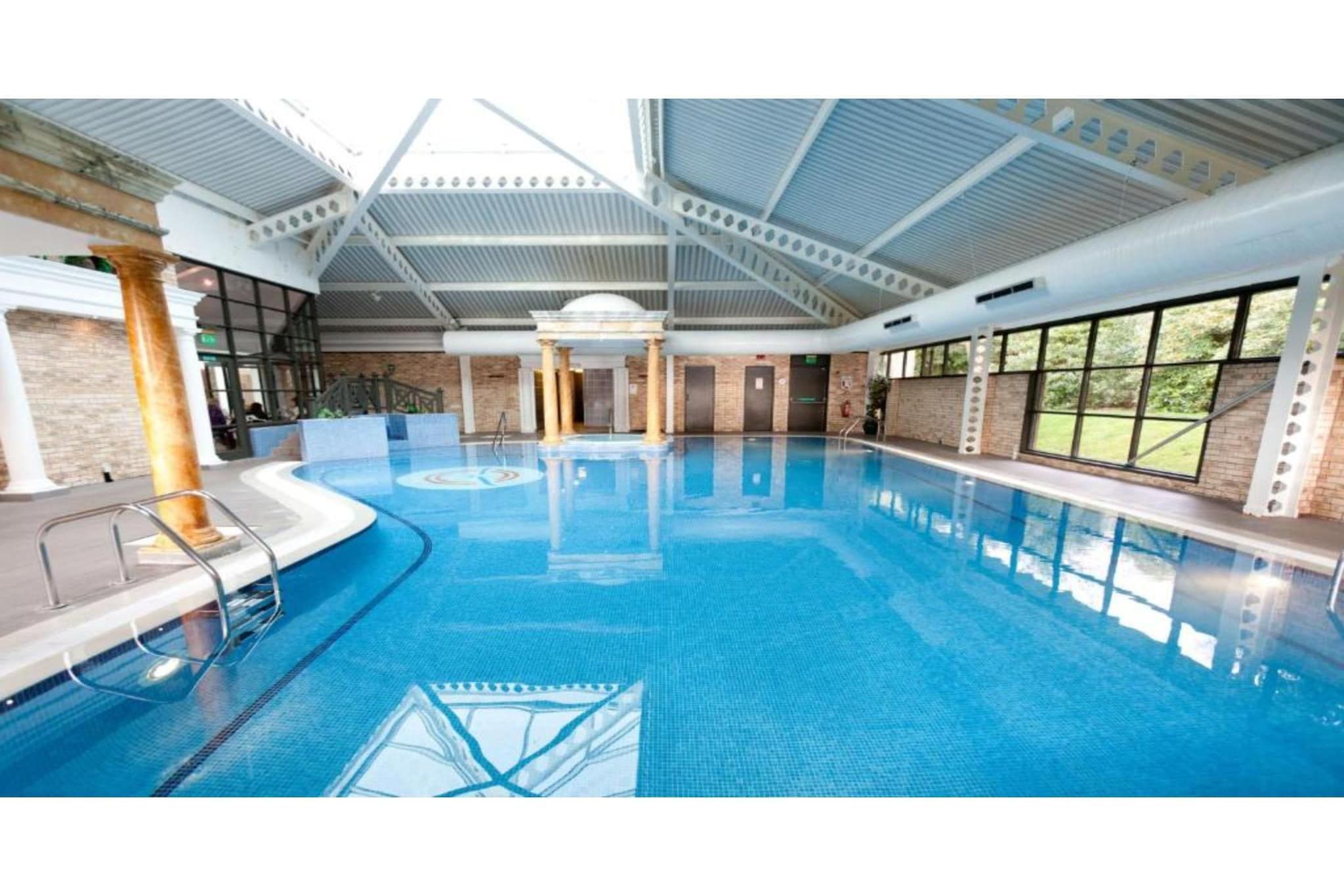Hotel Swimming Pool