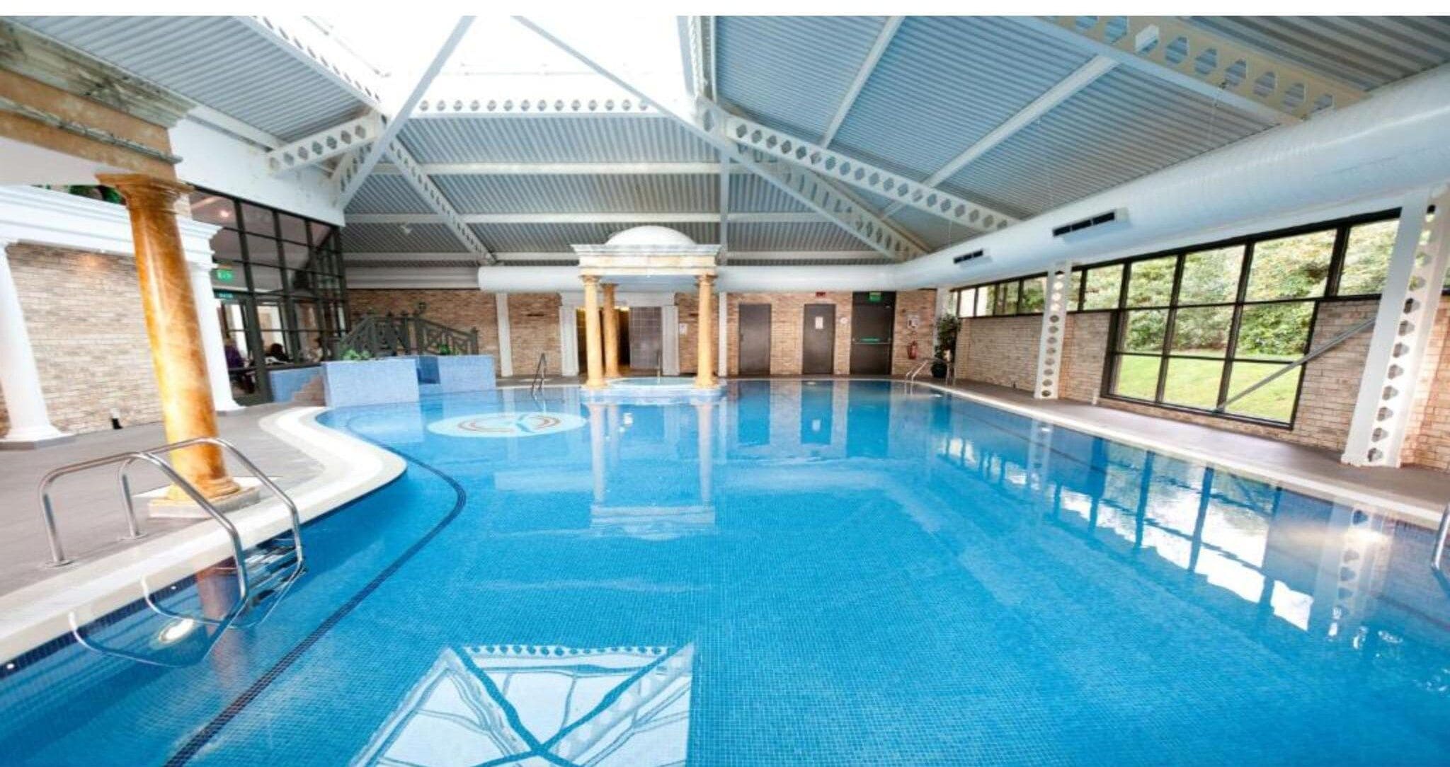 Hotel Swimming Pool