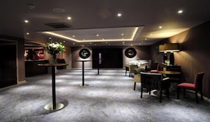 Entrance / Reception