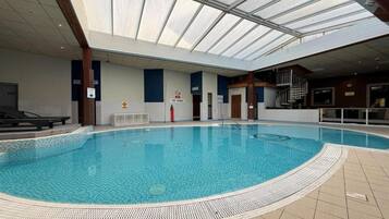 Hotel Swimming Pool