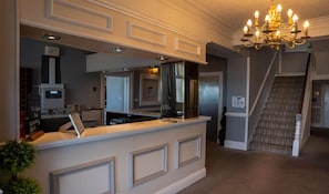 Hall d'entrée / Réception