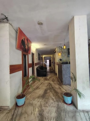 Lobby - FabHotel Leela Stay Inn (Visakhapatnam)