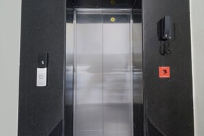 Elevator
