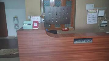 Quầy tiếp tân